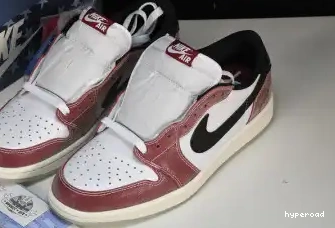 Hyperoad x OG Room Air 1 Trophy Jordan Low 0427